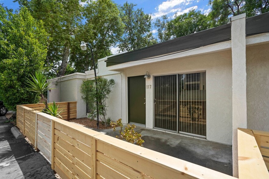 Building Photo - Individual Bungalows: All 1 bedroom/ 1 bat...