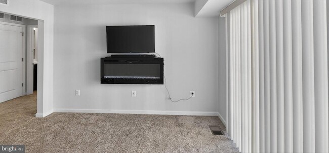 Building Photo - 10570 Sally Ride Ln