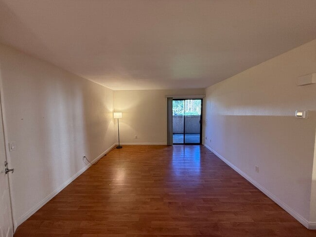 Building Photo - 2 Bedroom Apartment in Il Palio, Rancho Bernardo