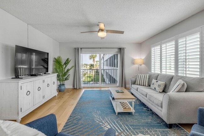 Building Photo - New Smyrna Fully Furnished 2BD/2BA Beach Condo in Waterfront Community!