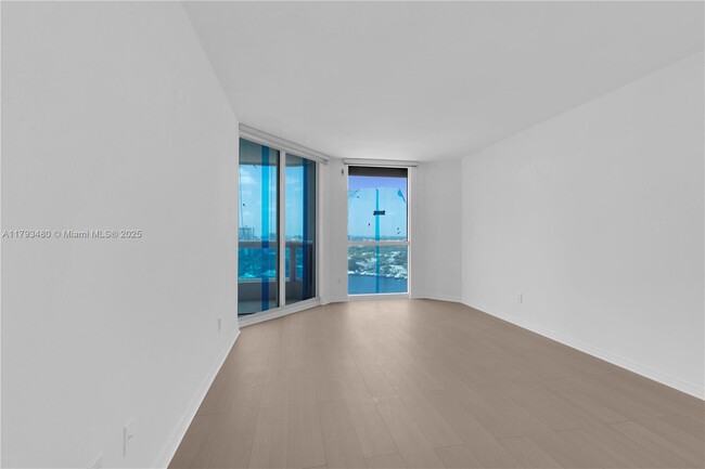 Building Photo - 21205 Yacht Club Dr