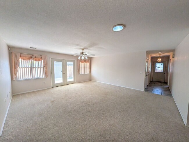 Building Photo - 6947 E 46th Pl