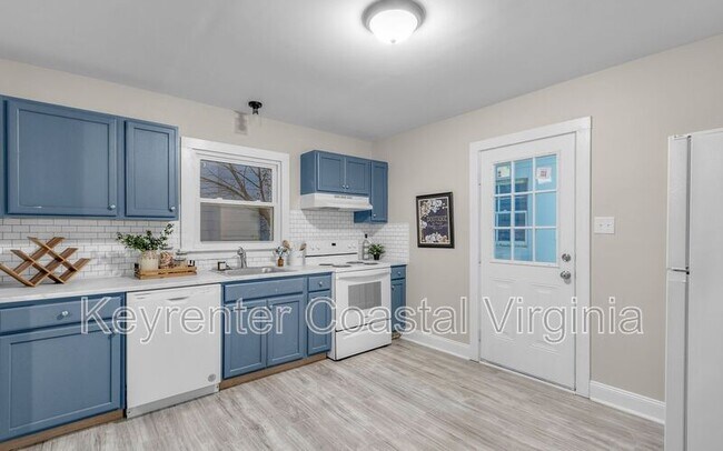 Building Photo - 509 Ryland St