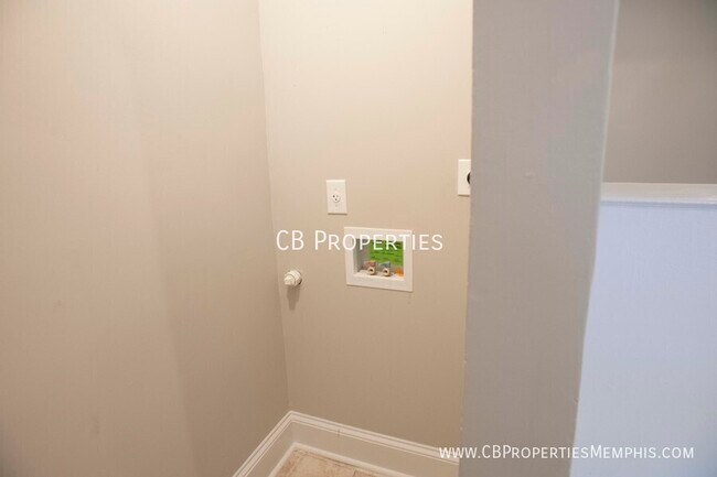 Building Photo - 788 Brower St
