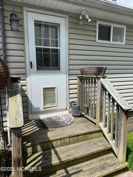 Building Photo - 53 Ideal Ave