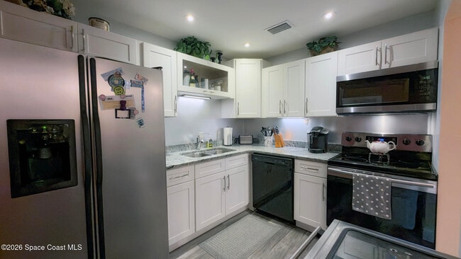 Building Photo - 2700 N Hwy A1A