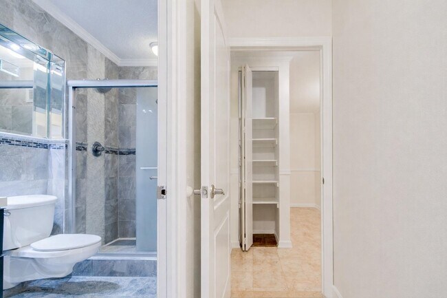 Building Photo - 7004 JFK Blvd E