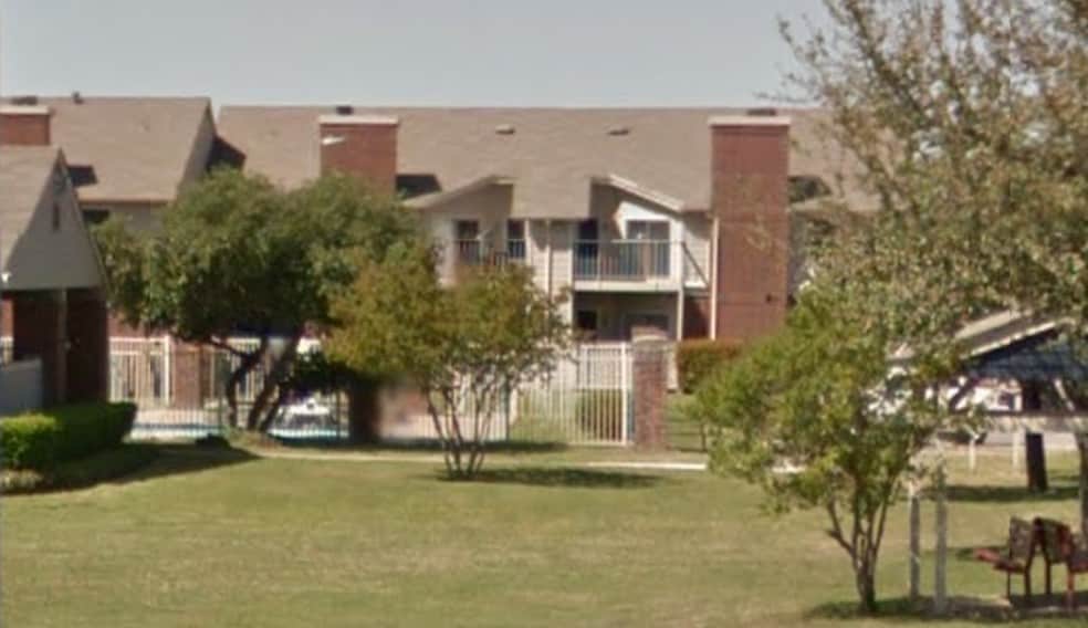 Williamsburg Village - Ashton Apartments