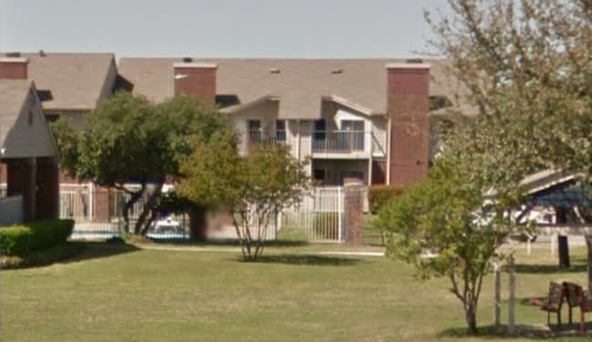 Williamsburg Village - Ashton Apartments