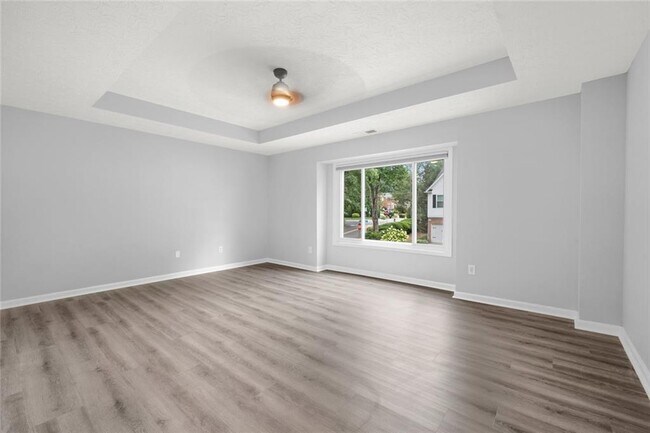 Building Photo - 702 Ashley Glen Ln