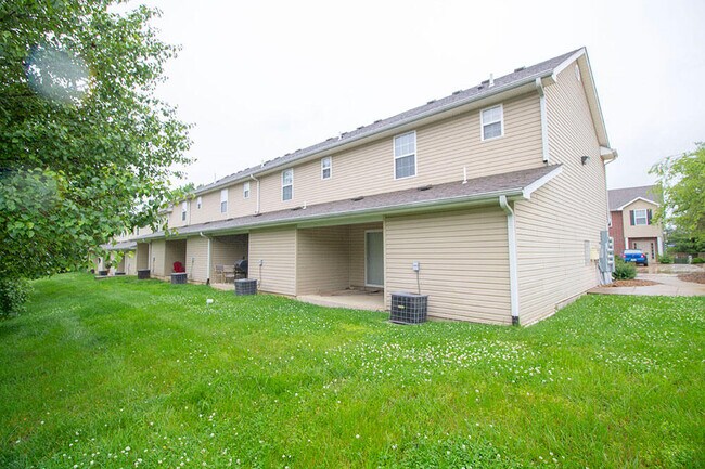 Building Photo - 1633 Citadel Dr