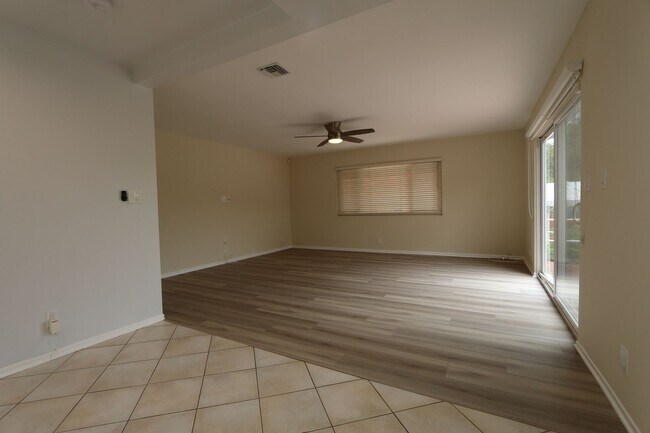 Building Photo - Westchester Home in Kentwood Neighborhood