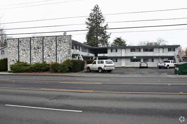 Building Photo - 12355 SW Allen Blvd