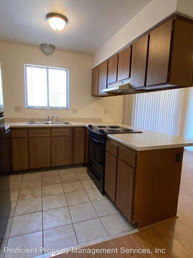 Building Photo - 203 Macon Ave