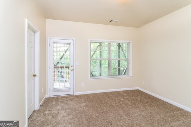 Building Photo - 1711 Highlands View Dr