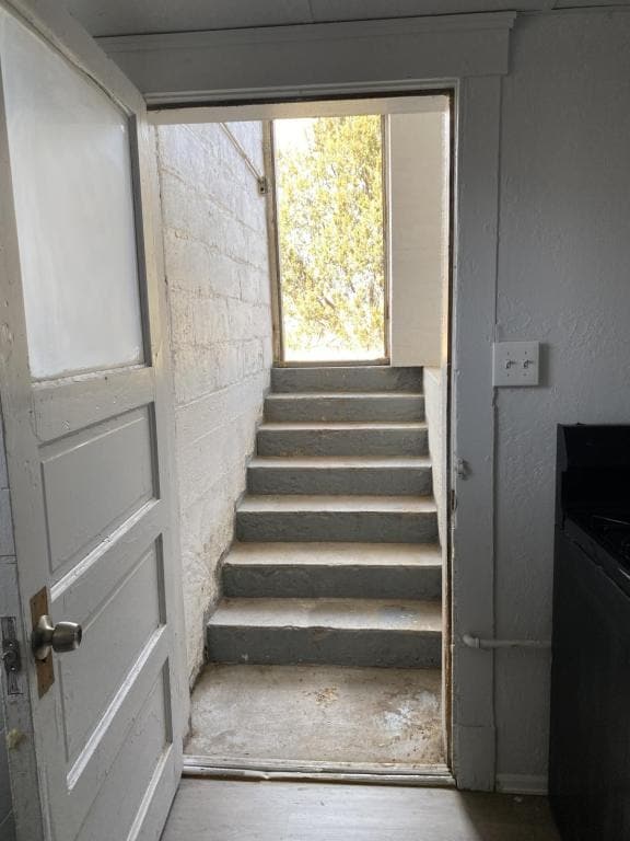 Building Photo - 1480 Wilmont Rd