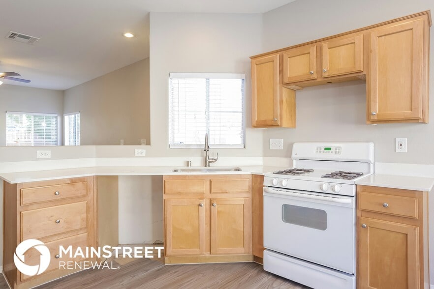 Building Photo - 10521 West Table Lands Court