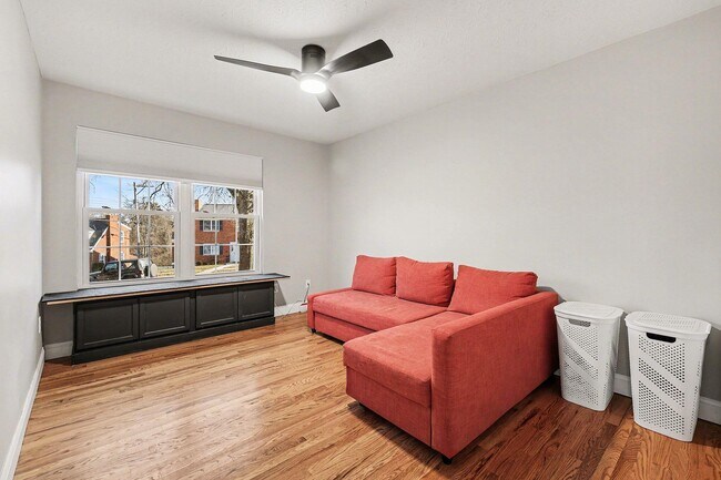 Building Photo - 111 Basswood Cir