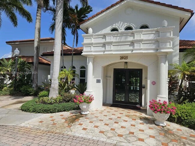 Primary Photo - 207 Villa Cir