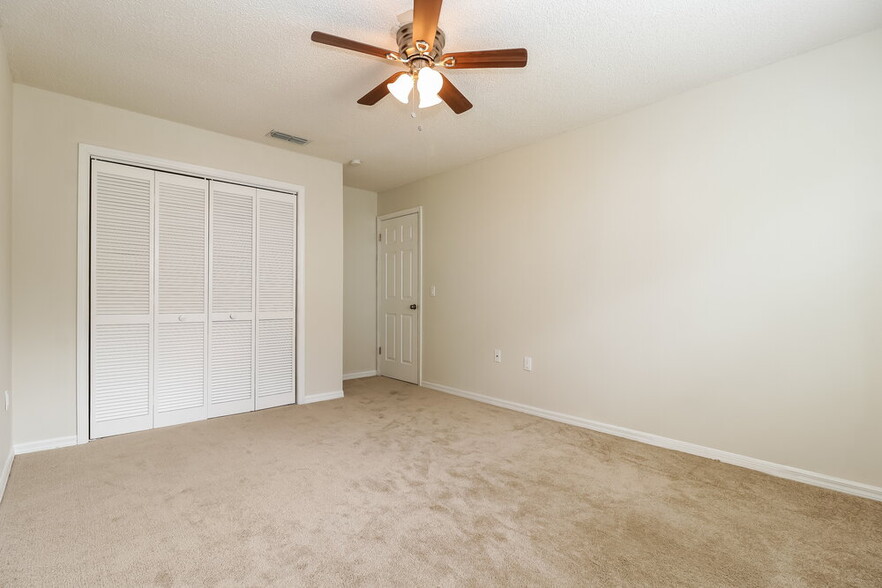 Building Photo - 9143 Hawkins Ct