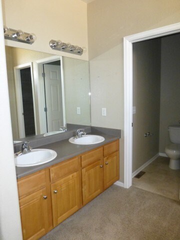 Building Photo - Fantastic 3 bedroom home available in Clar...