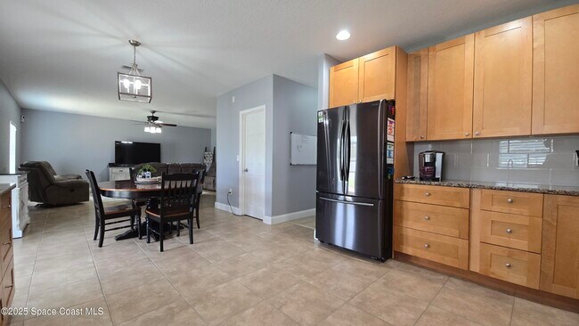 Building Photo - 149 Broyles Dr