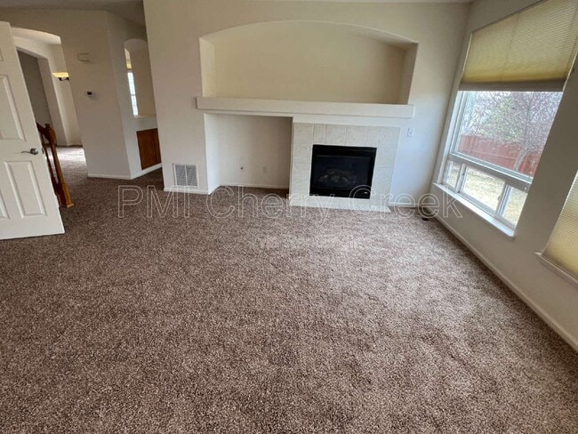 Building Photo - 2115 Selenite Ct
