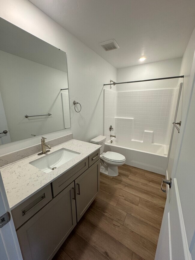 Building Photo - 6893 N Isaiah Ave