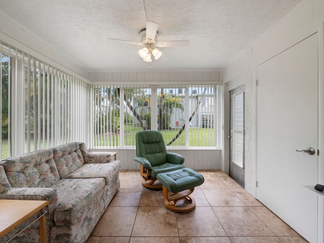 Building Photo - 7400 College Pkwy