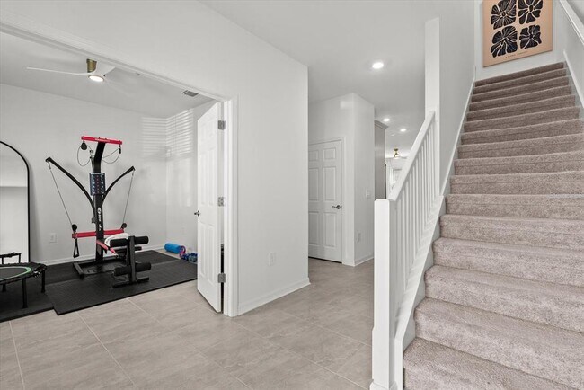 Building Photo - 7328 Portlight Ln