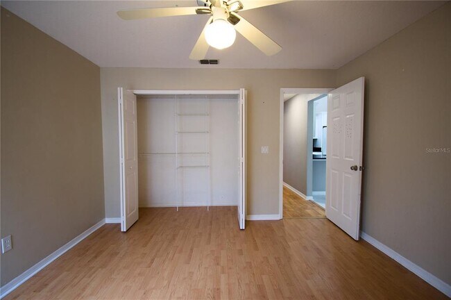 Building Photo - 447 Via Del Sol Dr