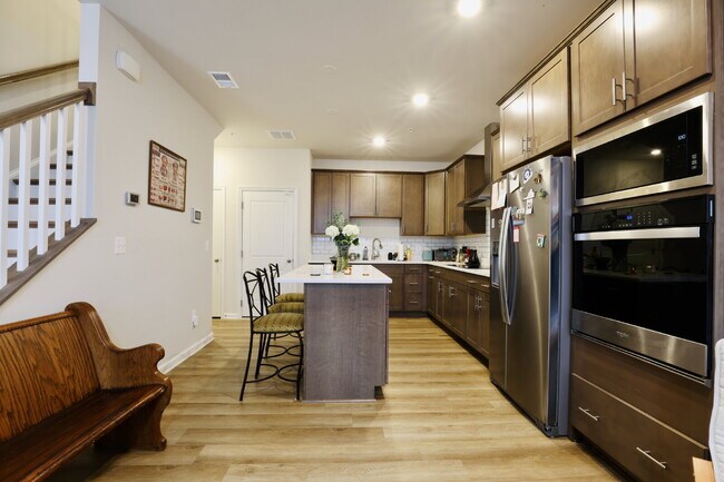 Building Photo - Welcome Home