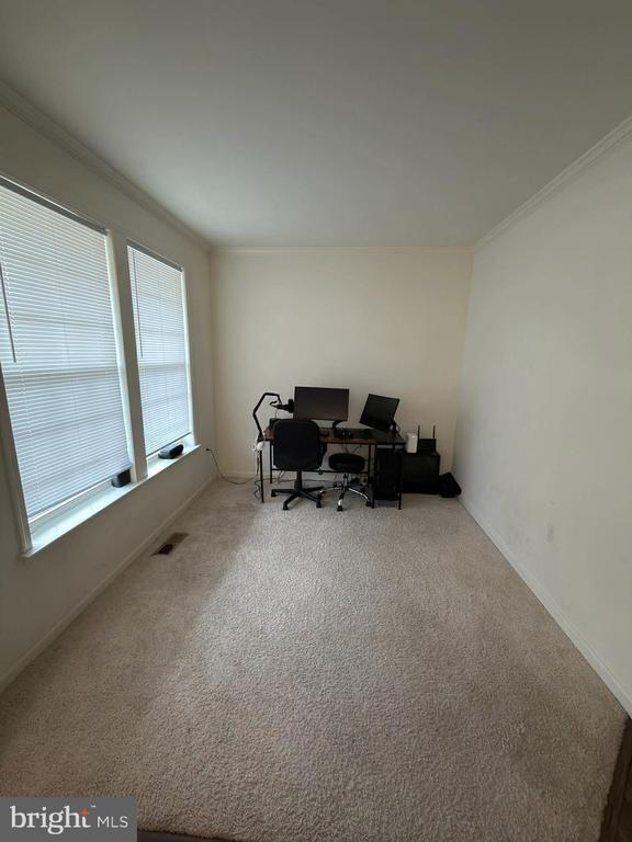 Building Photo - 117 Station Terrace E