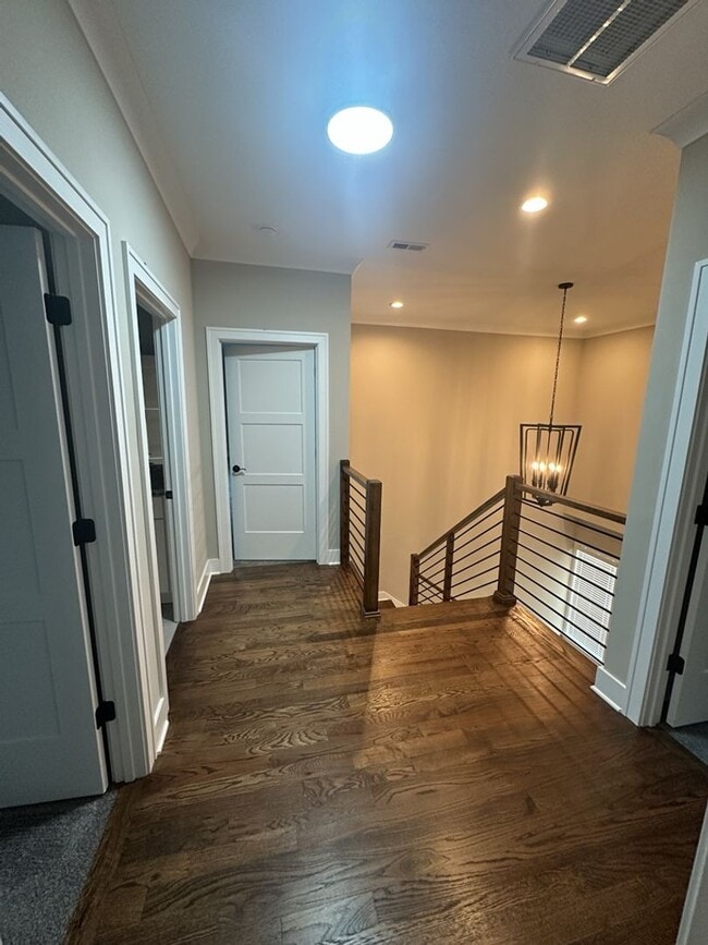 Building Photo - 6228 Pine Marr Dr