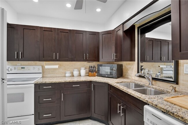 Building Photo - 1189 6th Ln N