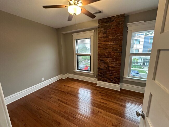Building Photo - 1555 Hunter Ave