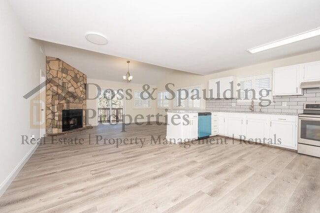 Building Photo - 3624 Heathrow Dr