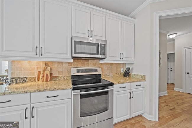 Building Photo - 29 Oakton N