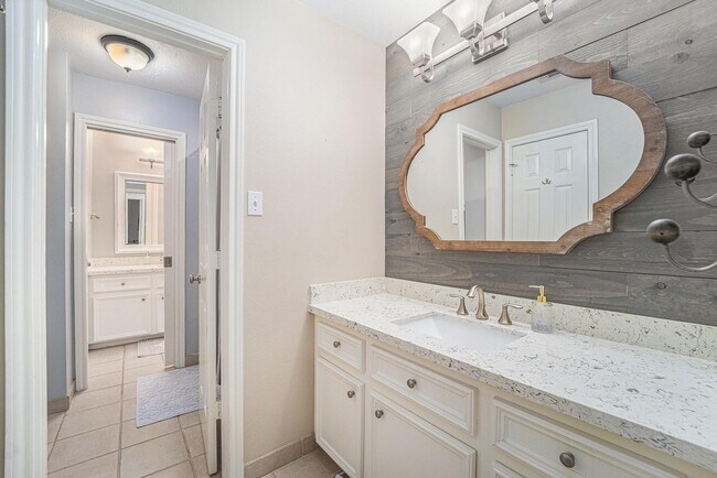 Building Photo - 13602 Spring Mint Dr