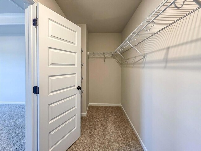 Building Photo - 3517 Iron Hearth Bnd