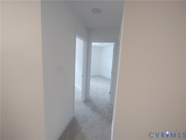 Building Photo - 409 Randolph Vw Dr