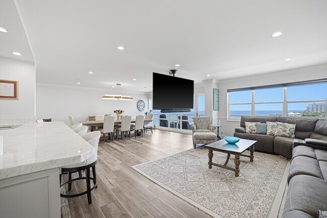 Building Photo - 111 N Pompano Beach Blvd