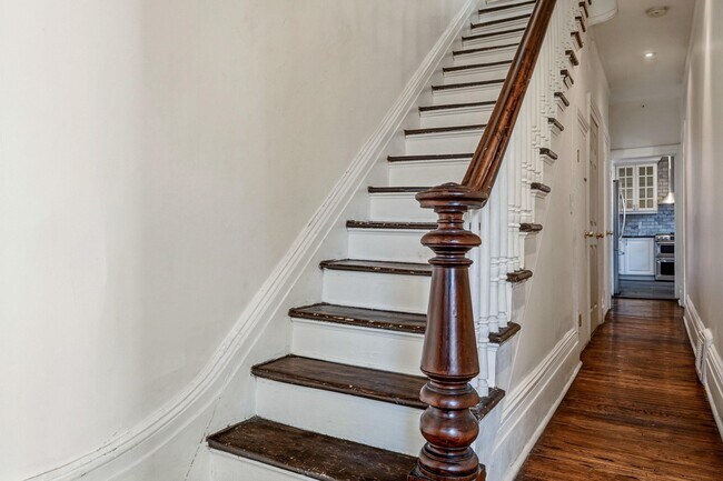 Building Photo - 37 W 34th St.