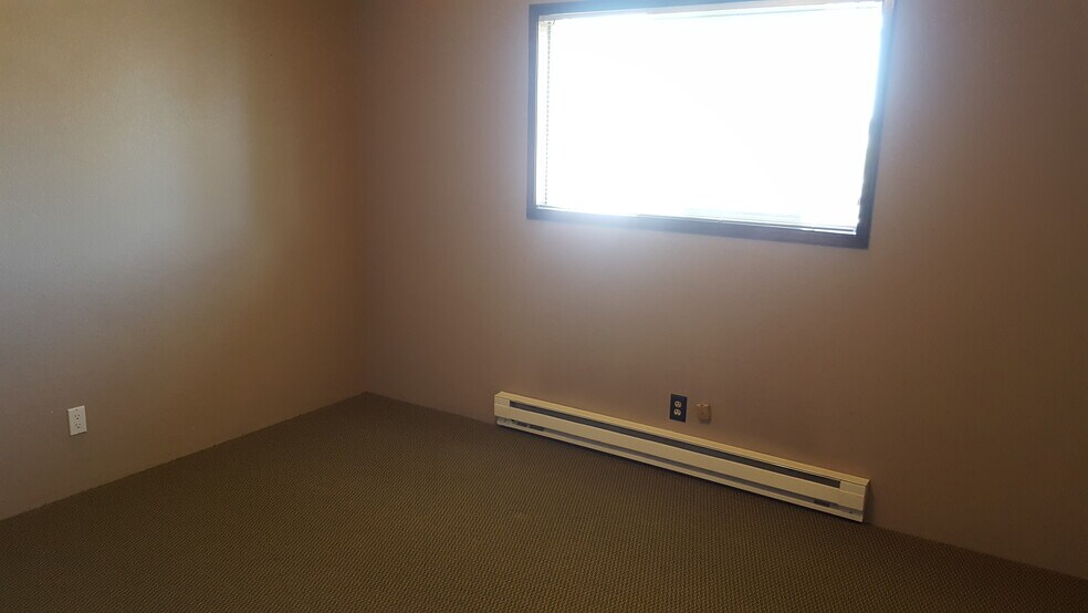 Building Photo - 255 NW Ann St