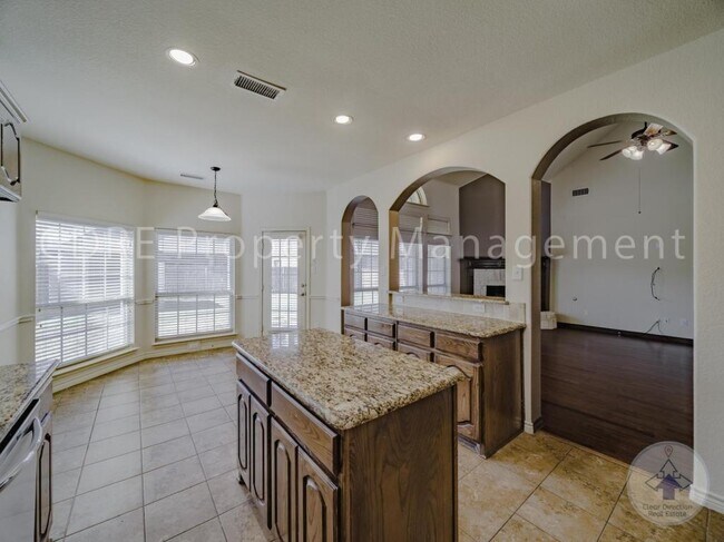 Building Photo - 1320 Sand Verbena Way