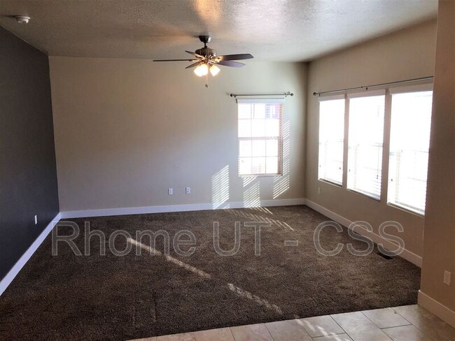 Building Photo - 1616 N Catagena Pky