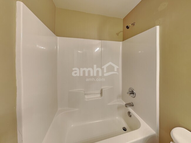 Building Photo - 2713 Twin Ash Ct