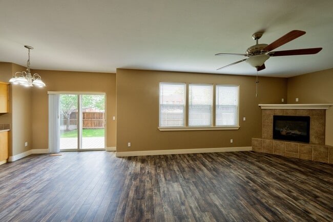 Building Photo - 61167 Cone Flower St