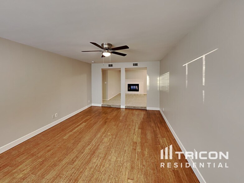 Building Photo - 4832 N 87th Ln