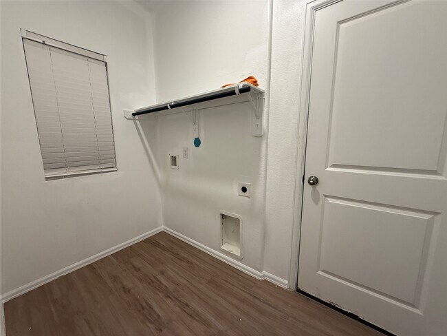 Building Photo - 1739 Sahara Dr